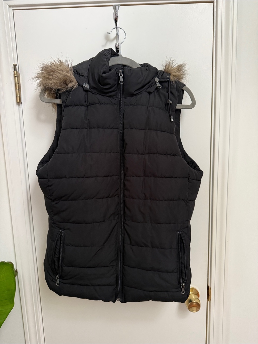 Banana Republic Black Puffer Vest with Faux Fur Trim